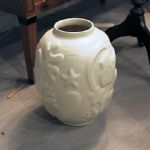 157 1054 VASE